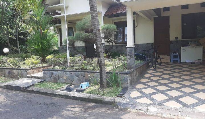 Rumah asri hook diPesona Khayangan Juanda Depok 2