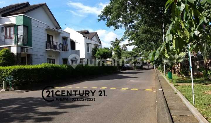 For sale, a strategically located luxury cluster home in Rempoa, Ciputat, South Tangerang. 2