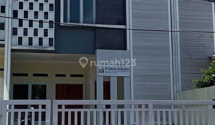 Rumah baru siap huni di sentul sirkuit pingir jalan Raya sentul  1