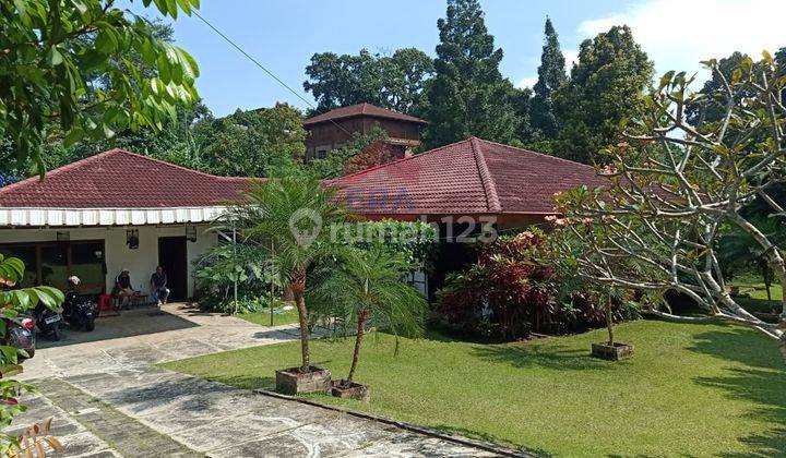 Rumah dengan tanah Luas jln Bukit Raya Cimbeuluiet Bandung 1