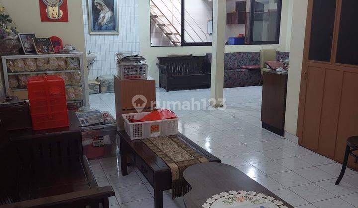 RUMAH LAMA TERAWAT 1,5 Lt di JL.KH.HASYIM ASHARI , PETOJO, JAKARTA PUSAT 2