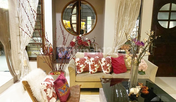 HOT UNIT! Beautiful House in Very Well-Maintained Condition at Alam Sutera, Sutera Kirana Cluster. 2