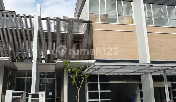 Disewa Rumah PIK Golf Island Mozart uk 10x30 ,3lt View Golf dan Danau. Ada taman lebih di belakang rumah PIK Jakut Disewa Rumah PIK Golf Island Mozart uk 10x30 ,3lt View Golf dan Danau. Ada taman lebih di belakang rumah PIK Jakut