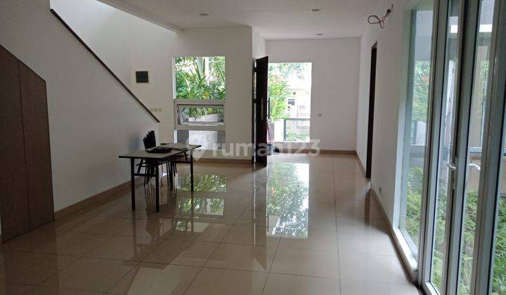 Regina Realty, Rumah Griya Loka Bsd Tangerang 1