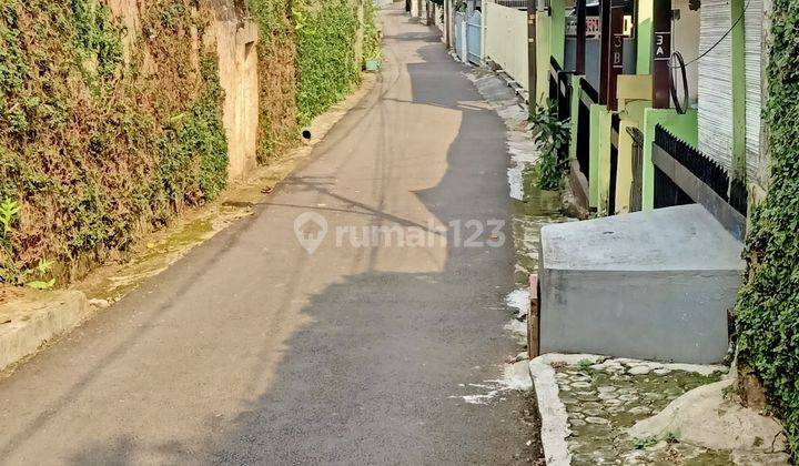 Rumah Lama Terawat masih di huni Aman, Nyaman, Bebas Banjir. 2