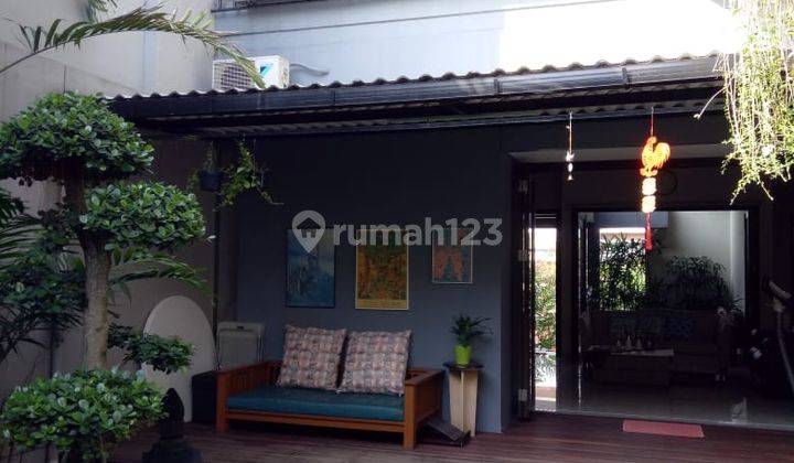 Dijual Rumah siap huni di De Park Heliconia 2