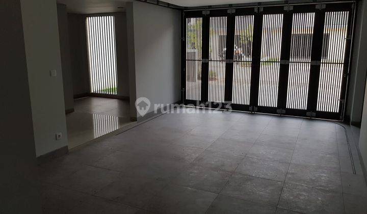 Dijual Rumah di Lakewood Navapark BSD City 2