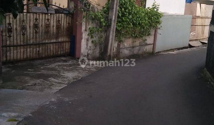 Rumah kos 10 kamar dekat stasiun kereta depok UI 2