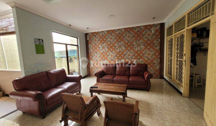 Rumah Hoek Full Furnished di Griya Loka BSD Siap Huni Rapih dan Siap Usaha 1