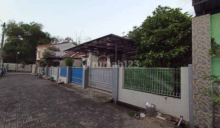 Rumah Tinggal Dalam Perum Dekat Solo Park Solo Baru, Sukoharjo. 2