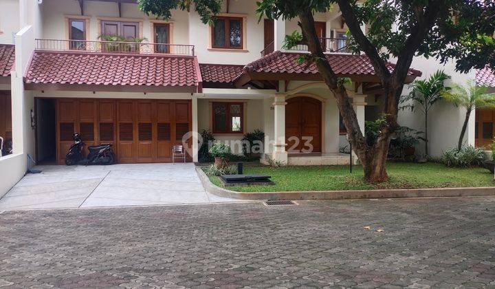 Townhouse, dekat sekolah France, asri, nyaman 1