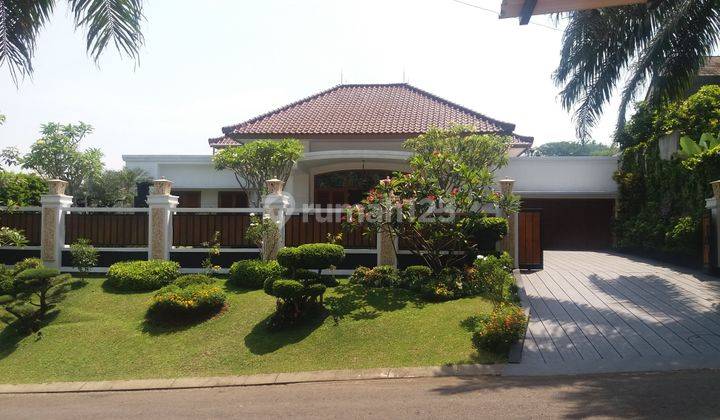 Rumah Sultan View Lapangan Golf Mewah Bagus Semi Furnished Mediterania 2 Sentul City Bogor  1