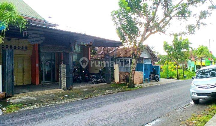 Rumah 3Lt Dan Ruang Usaha Strategis Aktif Berkembang 1