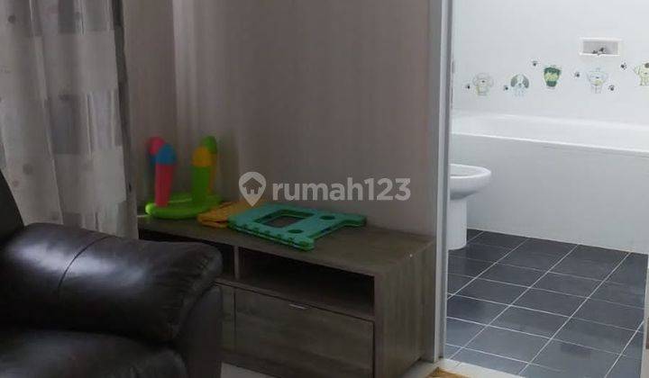 Rumah cantik dan asri siap huni di jual  2