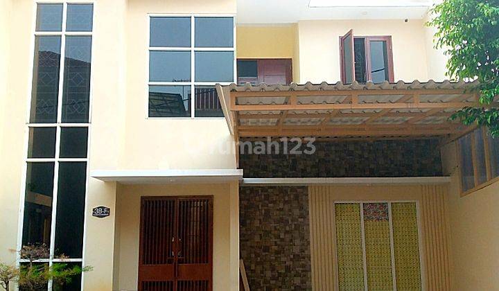 Rumah dalam cluster tanah luas strategis best area Jagakarsa 1