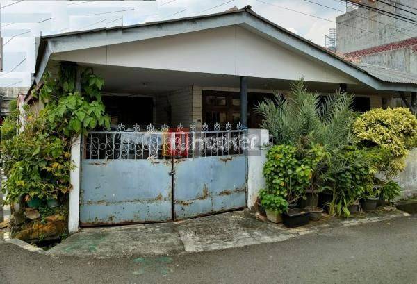 Dijual Cepat rumah lama nego sampai deal di Tomang jakarta barat 1