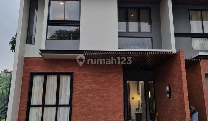 Rumah Mewah dan modern di Sutera Sawangan Type Ruby 1