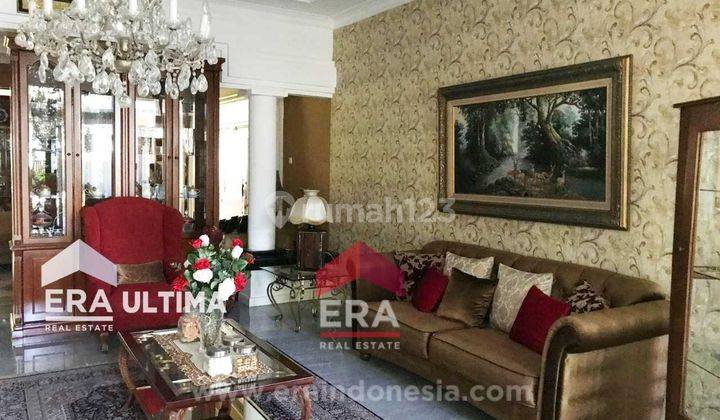 Rumah Mewah Lokasi Strategis di Sarijadi 2