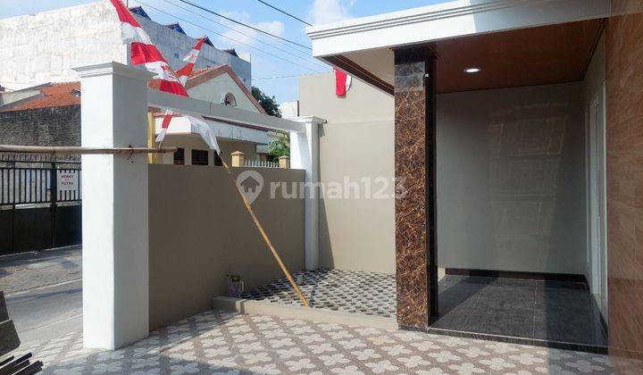 Rumah mewah strategis solo kota Banjarsari 2