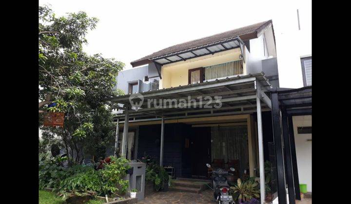 Rumah 2 Lantai siap huni di Bintaro 1