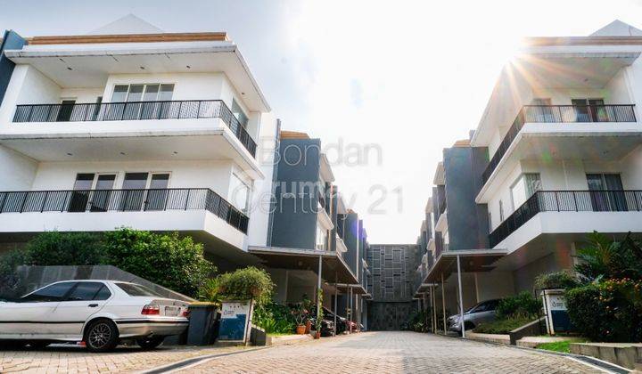 Dijual!!  Radio Dalam jakarta selatan  Townhouse Cantik Minimalist Modern 1