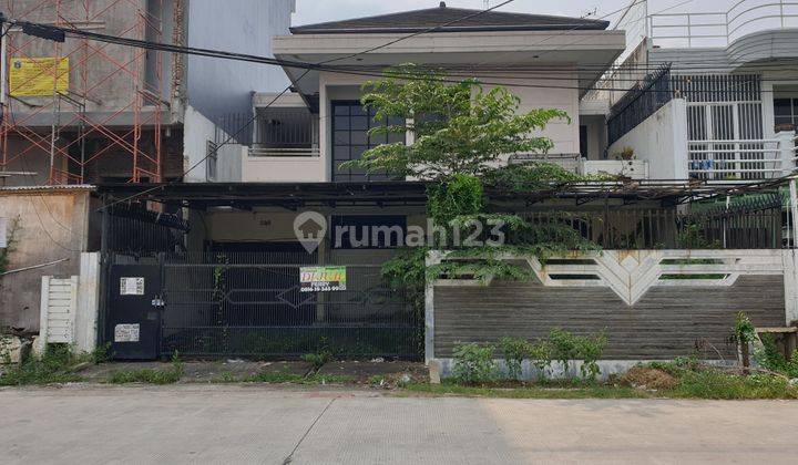 Rumah Boulevard Timur Siap Huni di Green Garden Jakarta Barat  1