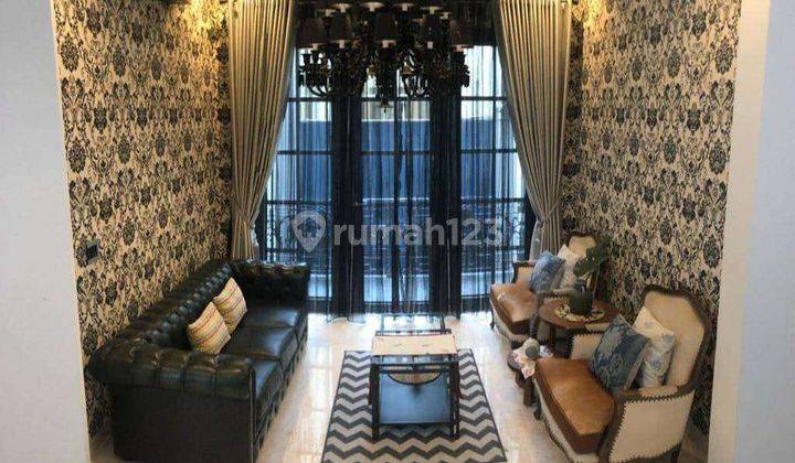 Rumah Mewah Full Furnished Private Pool 2