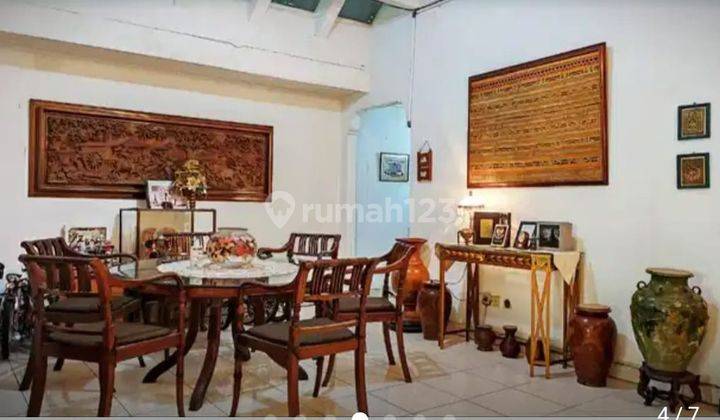 Rumah Jakarta barat dilokasi strategis 2