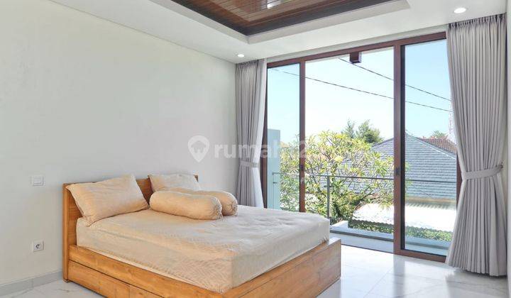 For sale brand new beautiful house in Sanur modern 1