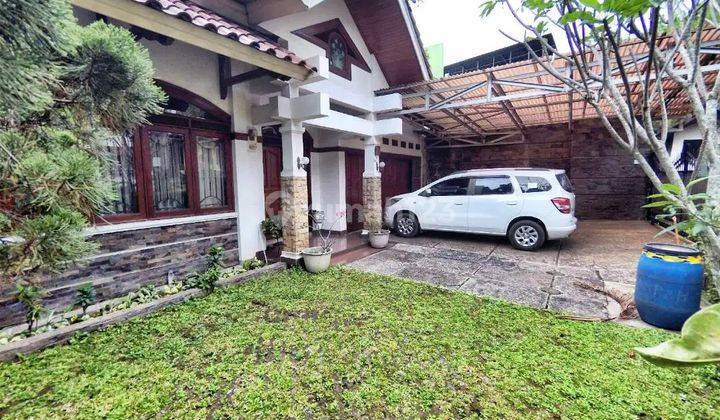 Rumah mewah lemah tubagus ismail sayap dago bandung 1