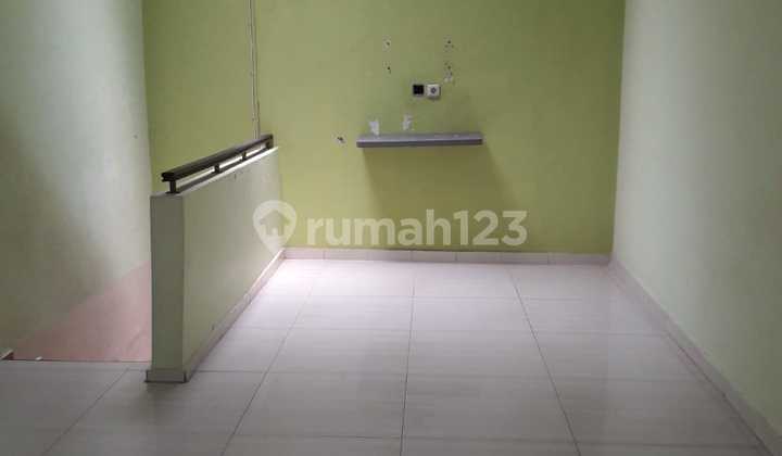 Rumah dua lantai disatwika permai jatiasi bekasi 2