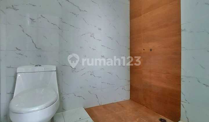Rumah baru modern minimalis jagakarsa 2