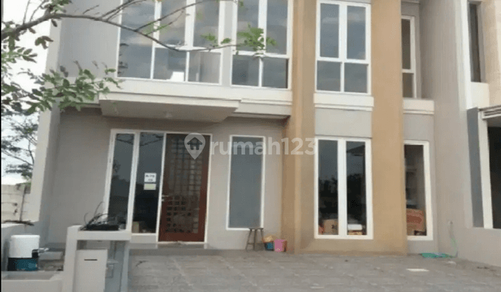 Dijual Rumah Cantik  Royal Residence Modern Minimalis 1