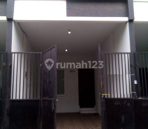 Rumah 3 Lantai Siap Huni Di Akasia, Cengkareng Timur, Jakarta Barat 2