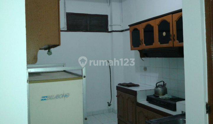 Rumah 2.5 Lantai semi furnished di Duri Kepa, Greenville, Kebun Jeruk 2