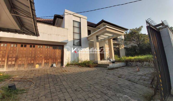 Rumah Lux Private Pool dalam Komplek Besar Lebak Bulus
Jaksel 1