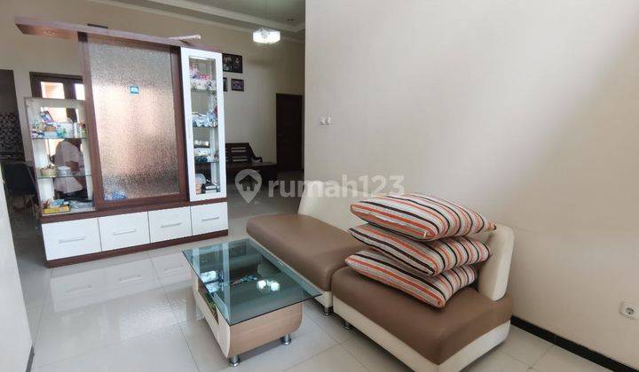 Rumah Semi Furnish Cantik Kualitas Premium di Villa Puncak Tidar Malang 2