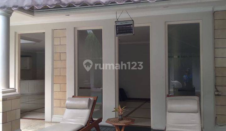 Rumah mewah di Pondok Indah dengan pool 2