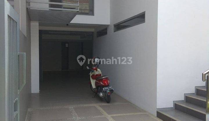 Rumah Minimalis Modern Dekat Gedung Sate Bandung 2