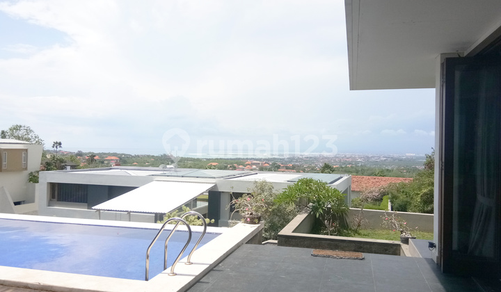 Ocean View Villa at Tiara Nusa Estate