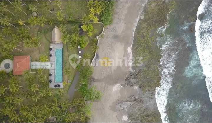 Villa Jual Lokasi Pekutatan 2