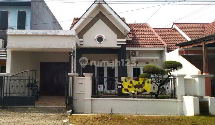 ROW JALAN LEBAR RUMAH DELTASARI WARU SIDOARJO 1