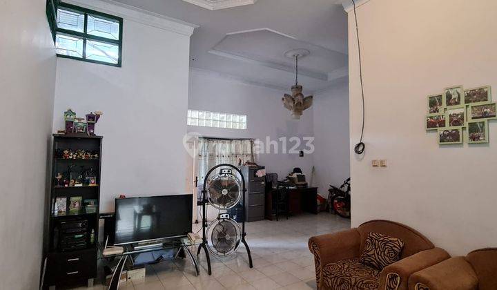 Regina Realty, Rumah Hitung Tanah Meruya Jakarta Barat 2