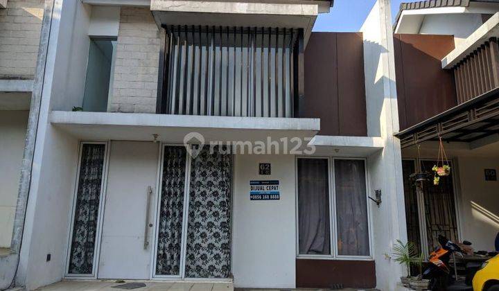 Rumah Minimalis Modern di Perumahan Citra Gran, Bekasi 1