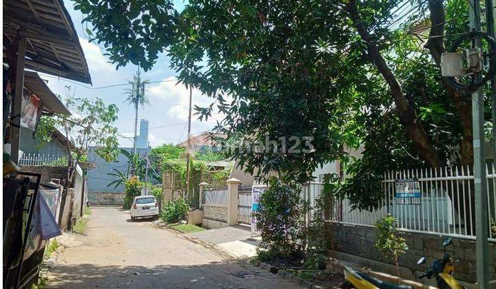 Rumah 2 Lantai Bagus di Taman Kedoya Permai, Jakarta Barat 2