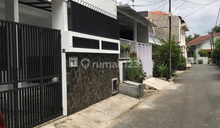 Rumah bagus 2 lantai di jln.belanak rawamangun 2