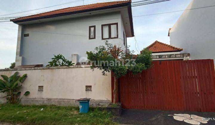 Villa di uluwatu dkt gwk jimbaran lingkungan tenang 1