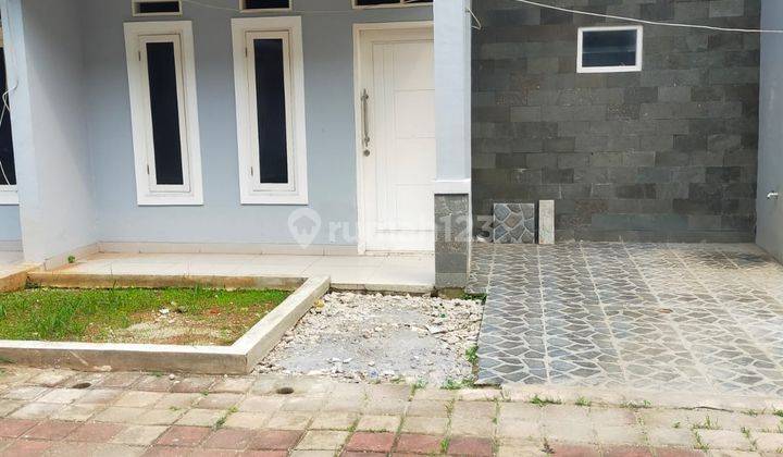 Rumah siap ditempati 2lantai mewah murah dekat stasiun depok baru 2