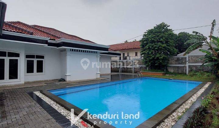 RUMAH  MEWAH LEBAK BULUS 1 Lantai
Halaman Luas Jakarta selatan 1