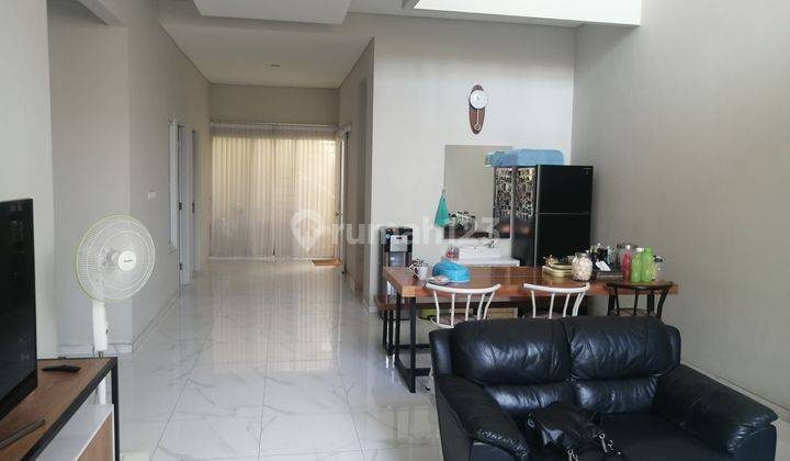 Flash Sale Rumah Modern 2 Lantai Galaxy Bumi Permai Surabaya 1